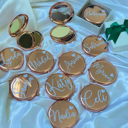 Personalized Compact Makeup Mirror Favor Custom Pocket Mirror With Name Gift for Her Bridesmaid Gifts Wedding Party Guest Gifts